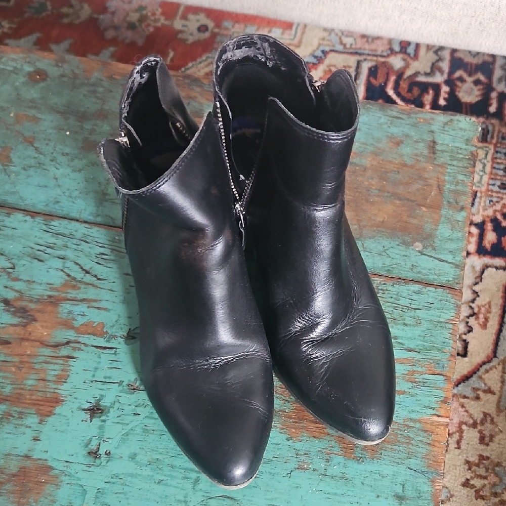 FRYE Black Leather Zip Ankle Boots